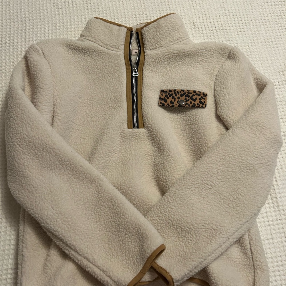 women’s fleece quarter zip